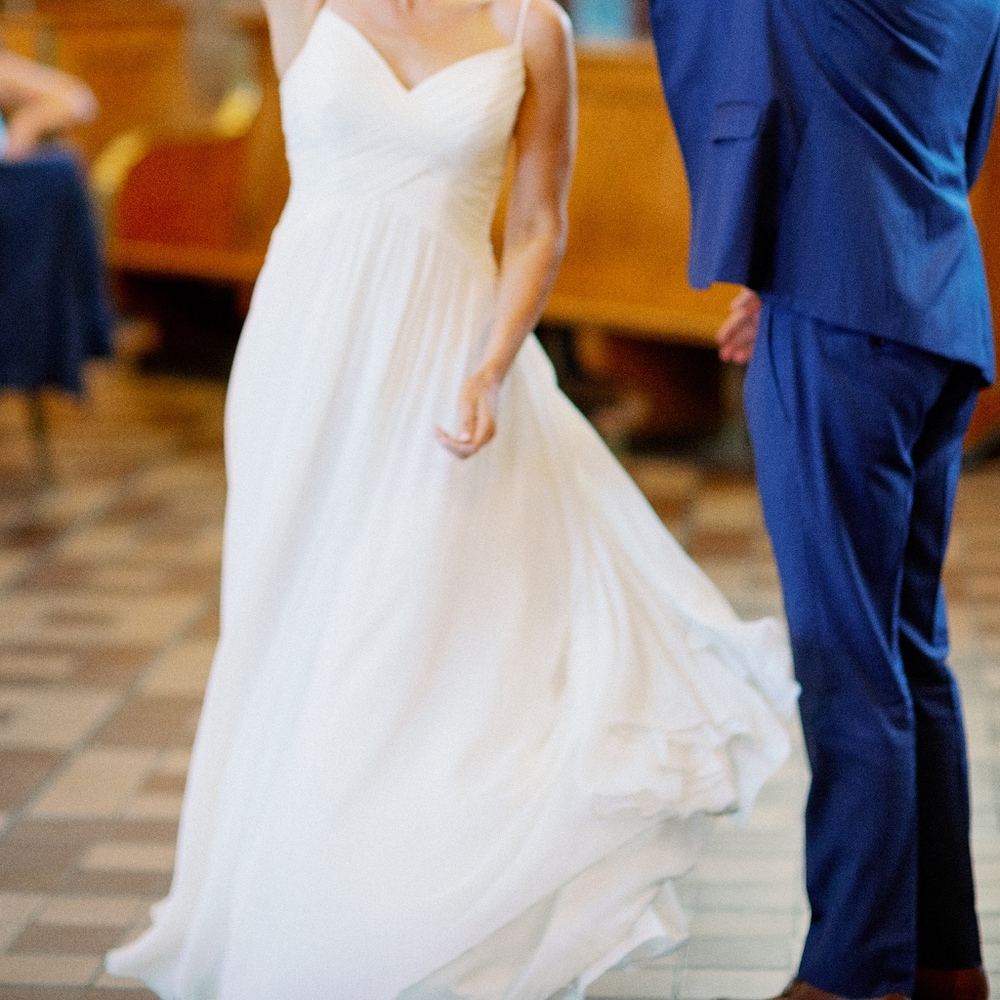 David’s bridal Wedding dress, boho beach size 8 - Picture 3 of 4